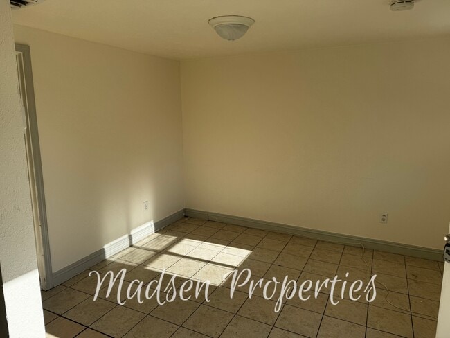 Photo - 1927 Idora St