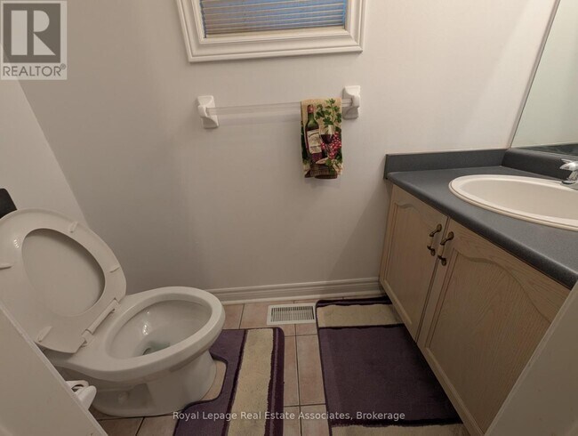 Photo - 122 Pressed Brick Dr