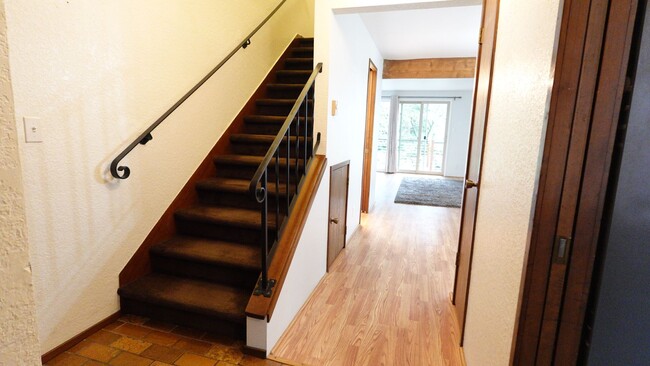 Photo - Hajek Unidad Broadview Townhome