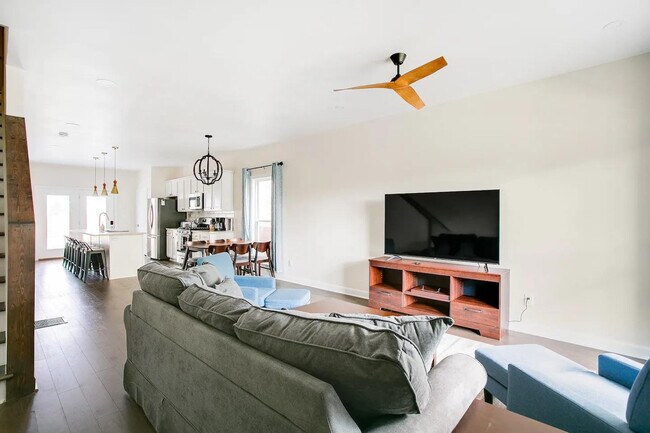 958 S Preston St Unit SI ID1028896P