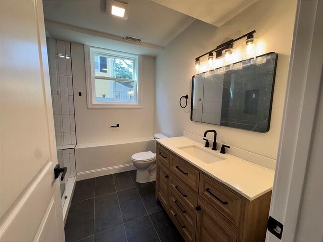 11 Brinkley St Unit 1