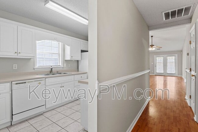 Photo - 1017 Old Marks Dr