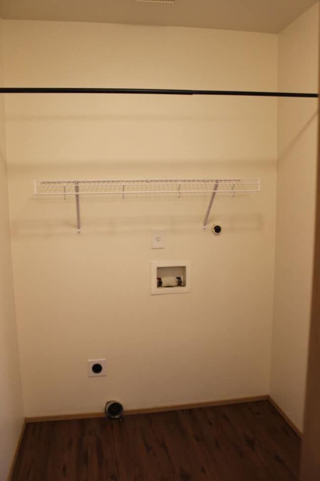 Photo - 3 br, 2.5 ba home in quiet Scappoose neighborhood