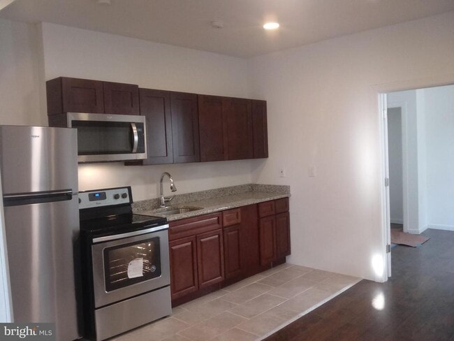 Building Photo - 1145 S 23rd St Rental