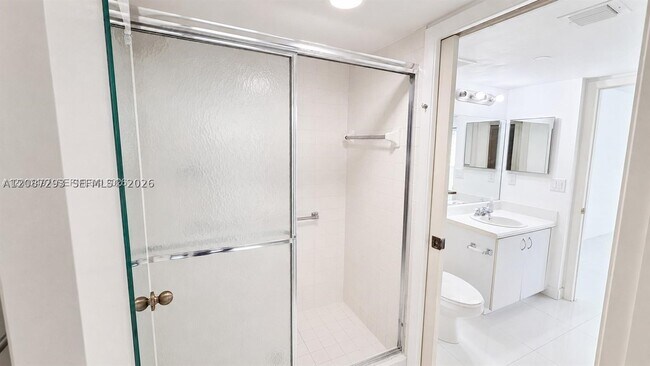 Photo - 9560 Weldon Cir Unit J308