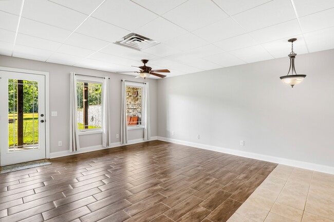 Photo - 6405 N Pinson Rd