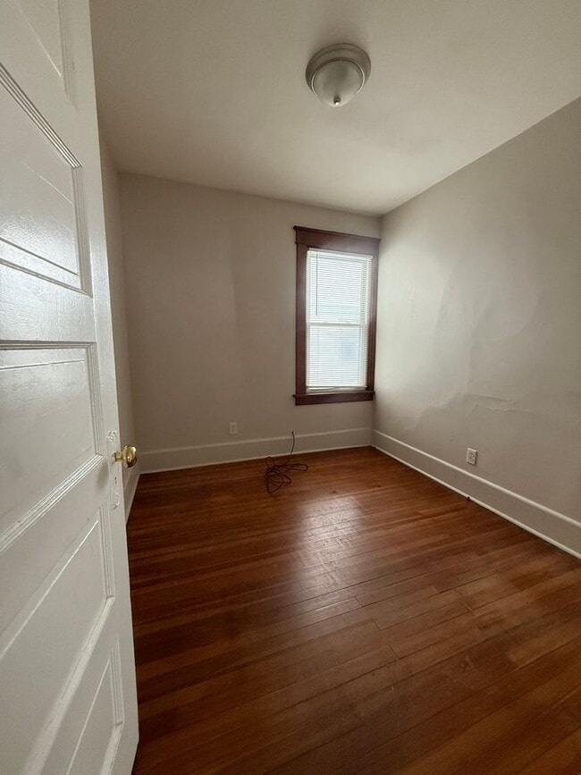 Photo - 353 Division St Unit 353 Division St, Apt 2, Amsterdam, NY 12010