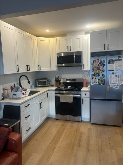 Building Photo - 42 Outwater Ln Unit 2