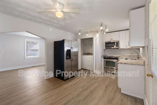 Photo - 1115 Wright Ave