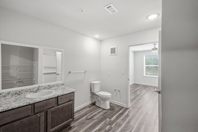 Cedar Bluff Apartments