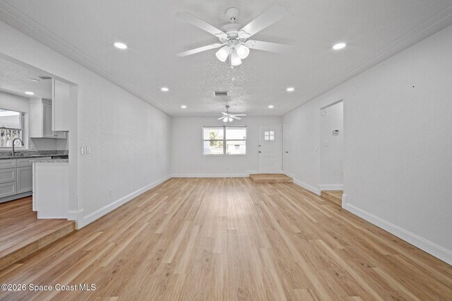 Photo - 315 Mirandy Ave