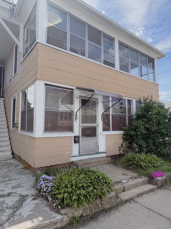Photo - 104 Brook St