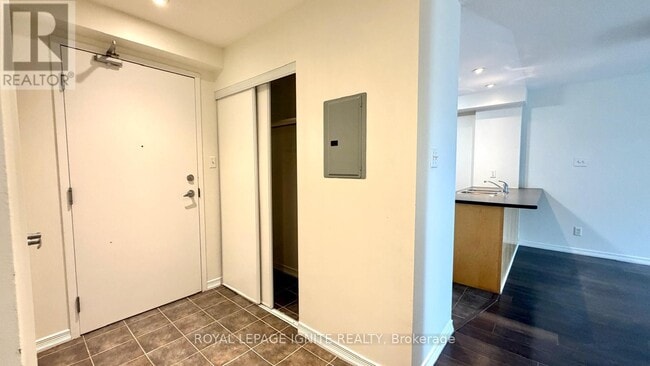 Photo - 128 Aspen Springs Dr