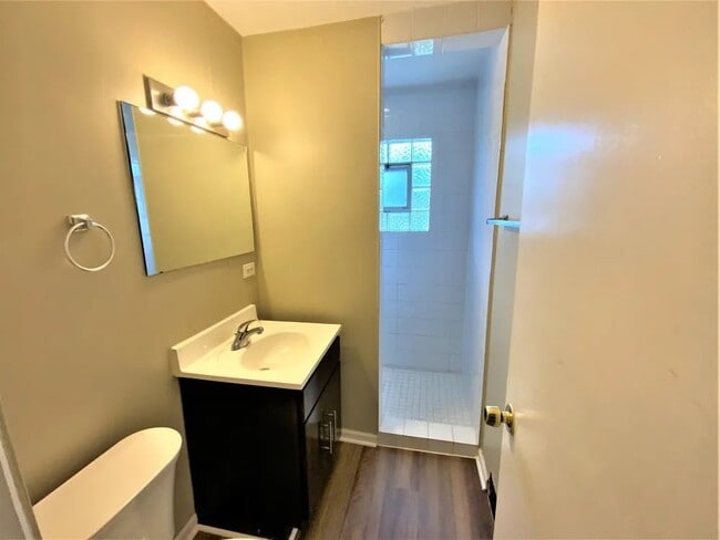 Photo - 1453 Heidorn Ave