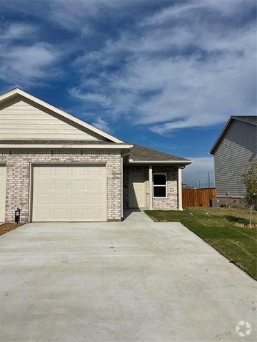 Building Photo - 2813 Peony Dr Rental