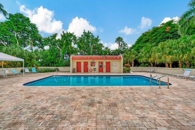 Photo - 1707 Consulate Pl Unit 202