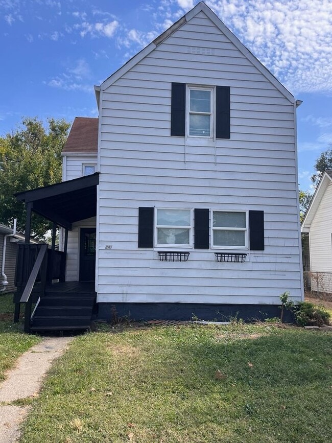 Building Photo - 841 Birch Ave Unit 1 Rental