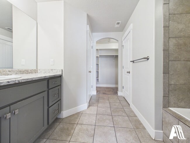 Photo - 14447 S Quiet Shade Dr