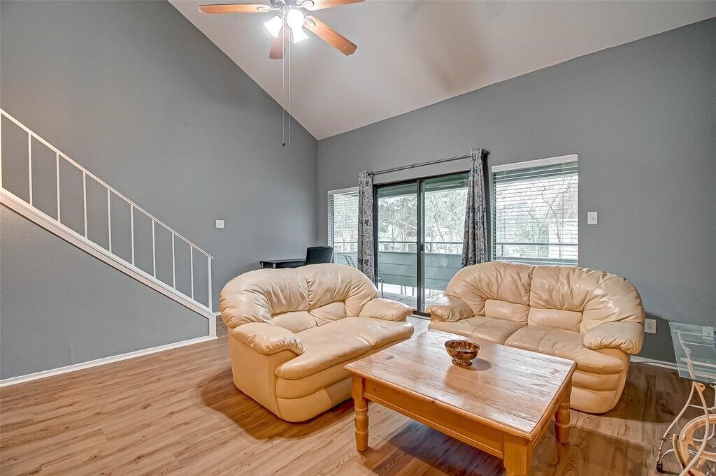 Photo - 14777 Wunderlich Dr