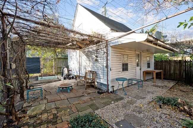 Photo - 1959 Lexington St House