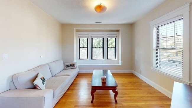 Photo - 10 Washington Ave Condo Unit 3
