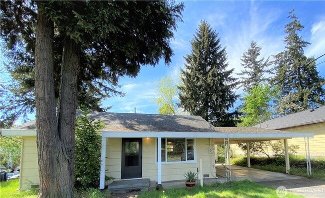 Building Photo - 2bd/1ba Seatac Home