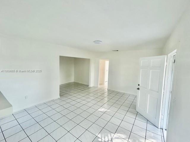 Photo - 569 NW 42nd St