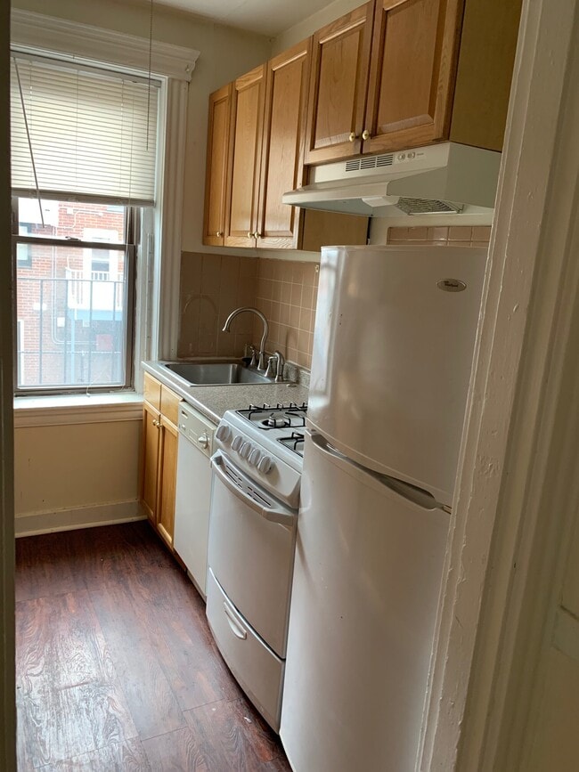 Photo - 384 Riverway Unit 6