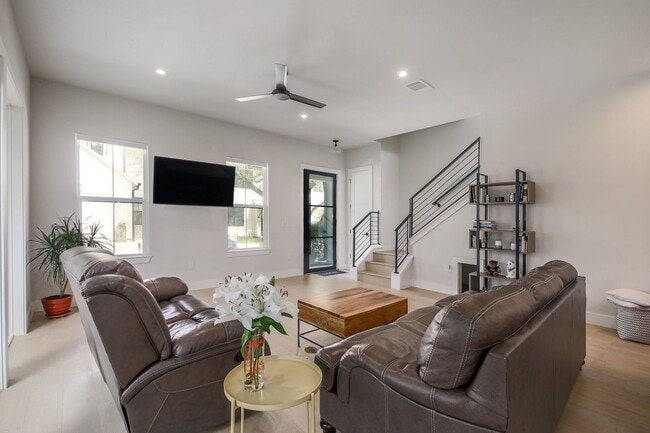 Photo - 4808 Duval Rd #52