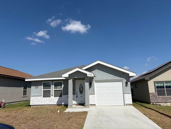 Building Photo - 1020 Tesoro Stone