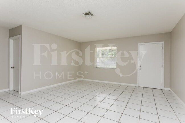 Photo - 6025 SW 37th St