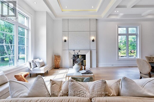 Photo - 27 Hurlingham Crescent