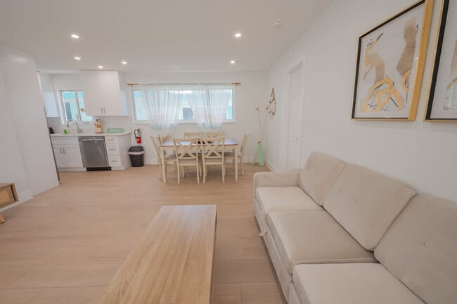 Photo - 312 Elm St Unit SI ID1547735P