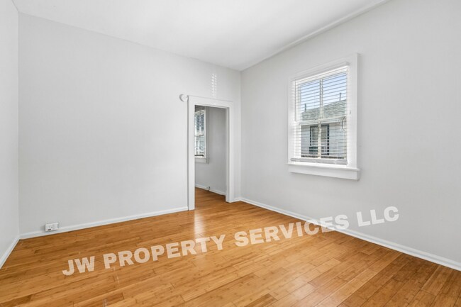 Photo - 1611 Hesiod St Unit Apt 2