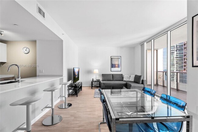 Photo - 1300 Brickell Bay Dr Unit 3500