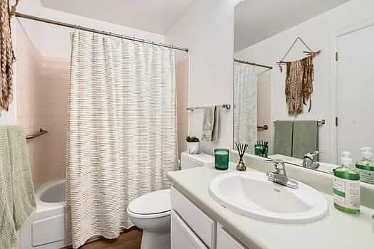 Photo - 1809 Rice St