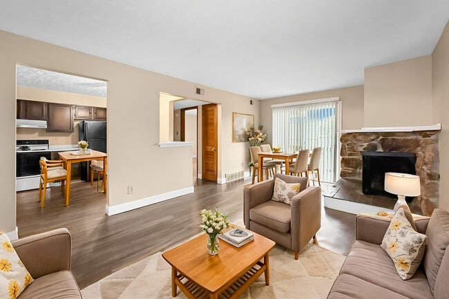 Living Room - Wildewood Commons