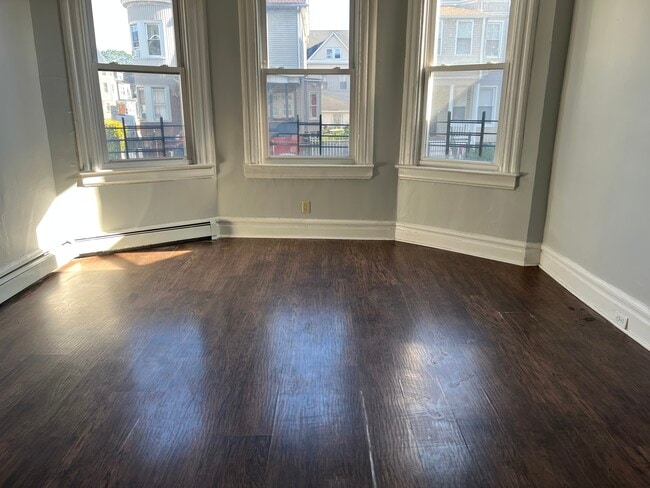 Master Bedroom - 15 William St Unit #1