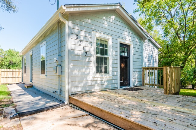 Photo - 2317 Kanza Pl