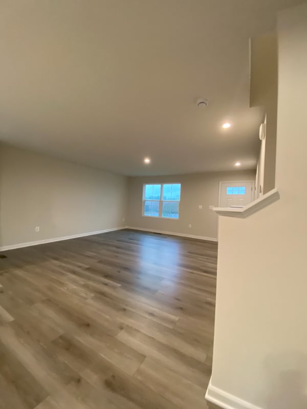 Photo - 247X Laurel Pk Dr