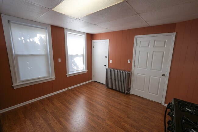 Photo - 421 Seaver St Unit 3