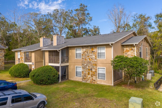 1878 E Nine Mile Rd