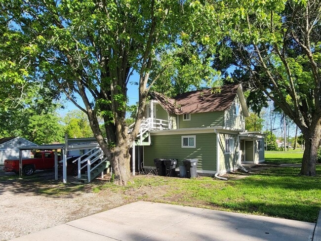 Photo - 1807 Raible Ave