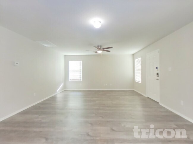 Photo - 8511 Amistad Cove