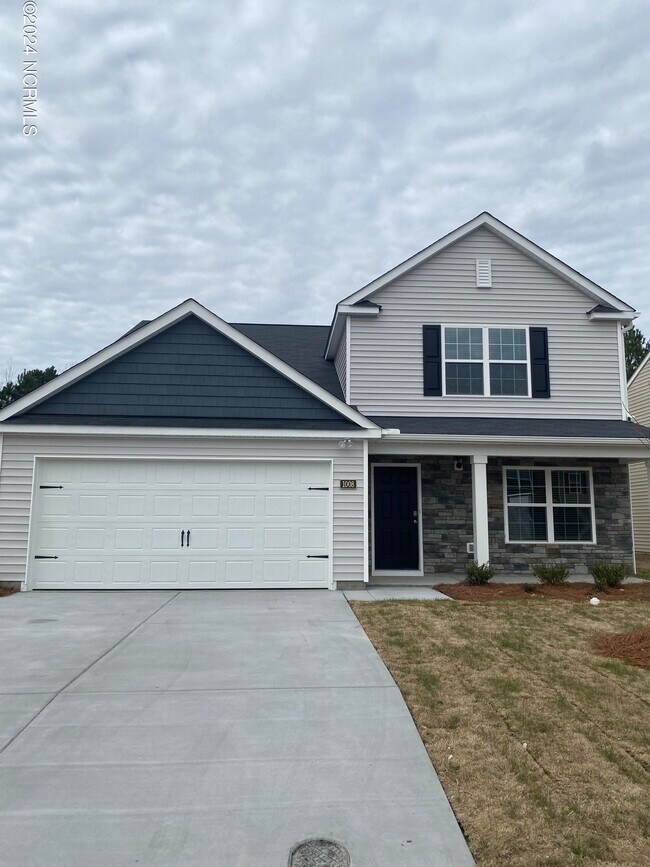 1008 Riverstone Dr Rental House Rental in Greenville, NC