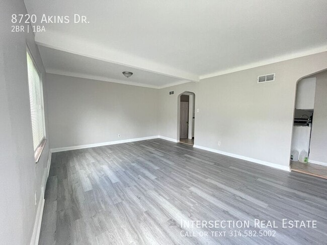 Photo - 8720 Akins Dr