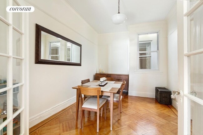 Photo - 130 Berkeley Pl