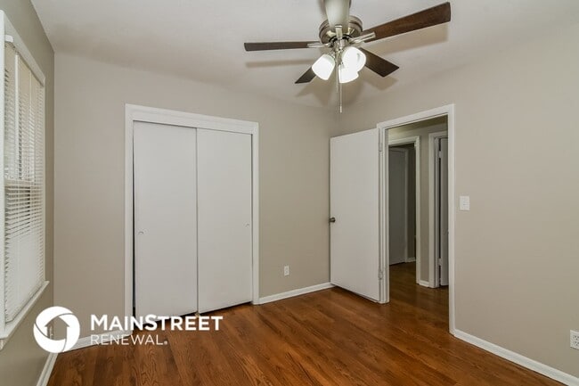 Photo - 9302 Fairwood Dr