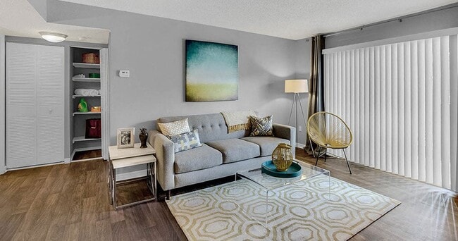 Courtney Cove Apartment Homes
