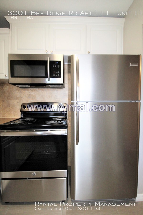 Photo - 3001 BEE RIDGE Rd